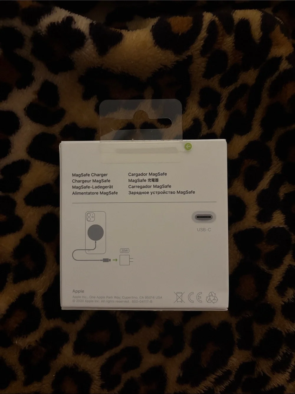 Apple MagSafe Charger - White and Silver Accents